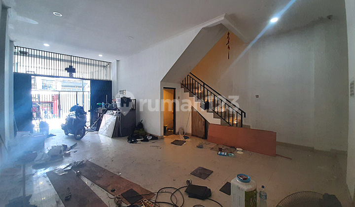 For Sale Negotiable Price 5-Storey Shop House by the Road (4.25x16) Teluk Gong - Jakarta 2