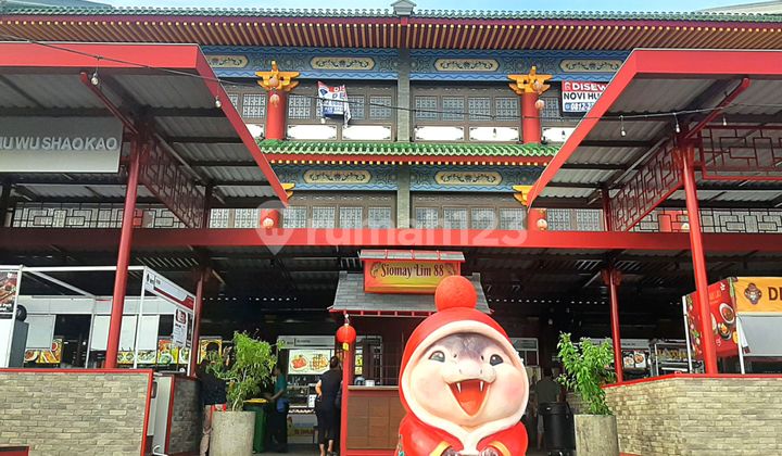 Cheapest for Rent Bustling Shop House (4.5x18) Mega Kuningan Shanghai - PIK2 Cheapest for Rent Bustling Shop House (4.5x18) Mega Kuningan Shanghai - PIK2