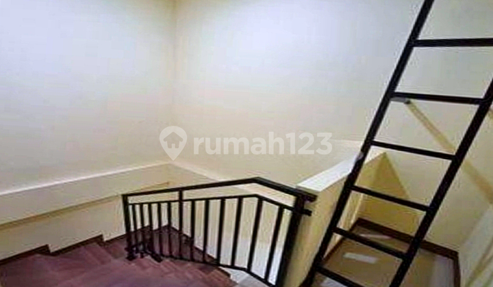 Dijual Termurah Rumah Baru 3 Tingkat ( 3.5x15 ) Cendrawasih - Cengkareng Timur 1
