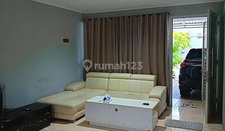 Dijual Cepat Rumah View Kolam ( 6x15 ) The Green Court - Mutiara Taman Palem 1