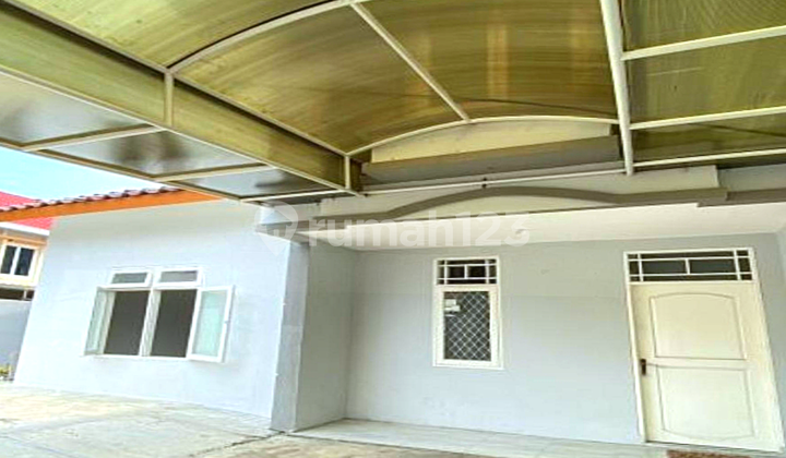 Dijual Termurah Harga Nego Rumah Rapi Langsung Huni ( 10.5x15 ) Taman Palem Lestari - Cengkareng