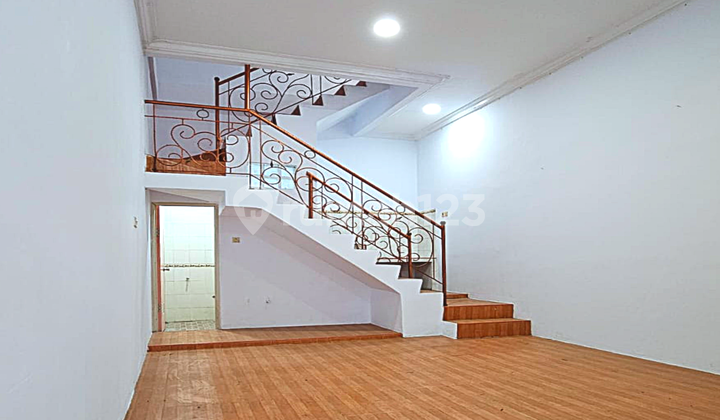 Dijual Cepat Harga Nego Rumah Ruko Rapi Layout Bagus ( 4x20 ) Teluk Gong - Penjaringan