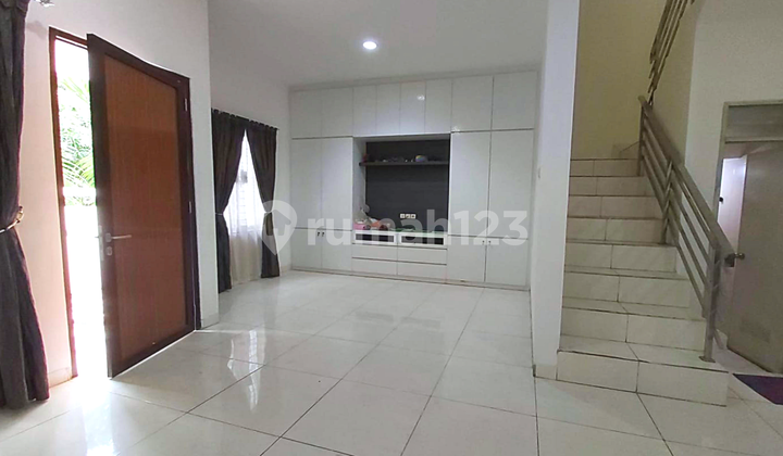 Dijual Termurah Harga Nego Rumah 3 Tingkat Rapi Siap Huni ( 6x12 ) Citra Garden 5 - Kalideres 2