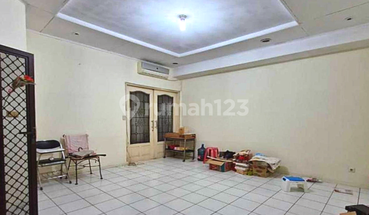 Dijual Harga Nego Rumah Lokasi Bagus Layak Huni ( 8x16 ) Taman Surya 2 - Cengkareng