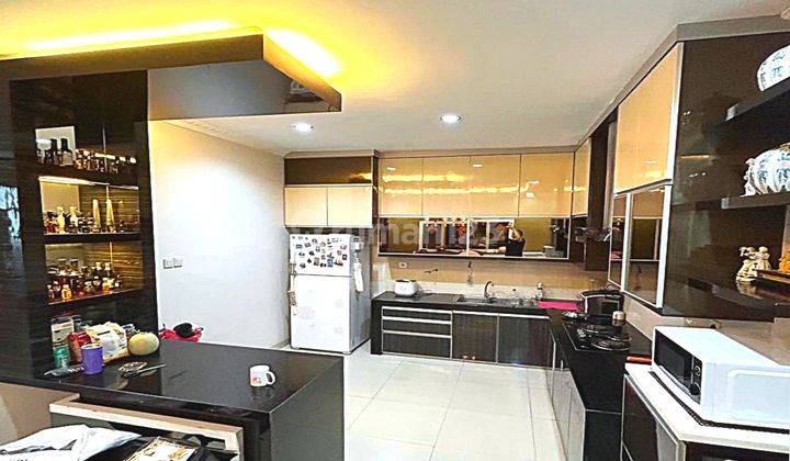 Dijual Cepat Rumah Sudah Renovasi ( 8x17 ) Garden House - Pantai Indah Kapuk 2