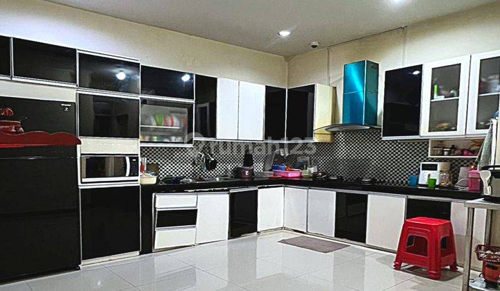 Dijual Cepat Rumah Semi Furnished ( 8x20 ) Golf Lake Residence - Kalideres 2