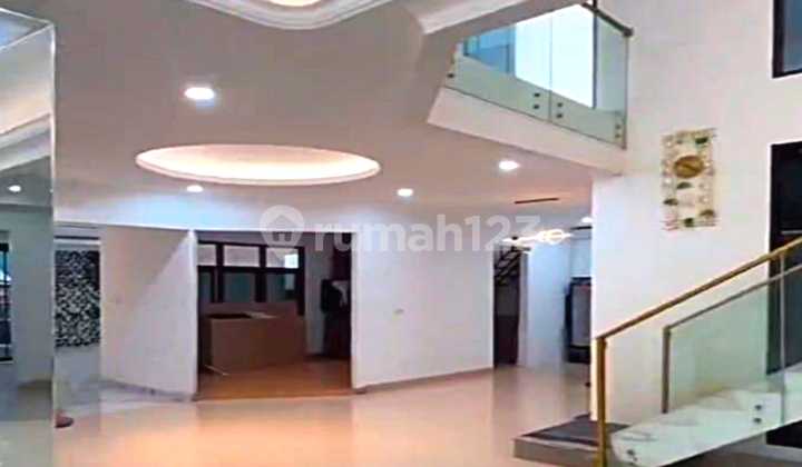 Dijual Harga Nego Rumah Mewah Siap Huni ( 1045m2 ) Cipedak - Jagakarsa, Jakarta Selatan 2