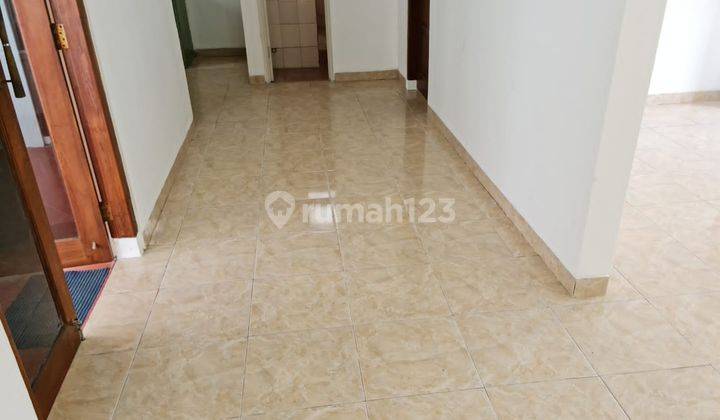 Rumah Second Serbaguna Luas Dan Besar 5