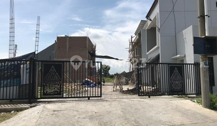 Rumah 2 Lantai SHM Bagus di Gumpang Kartasura