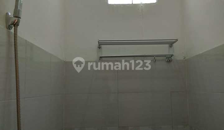 Passive Income 10 Million/Month! With Rooftop, 7-Room Boarding and Rental House in Mampang Prapatan, South Jakarta 2