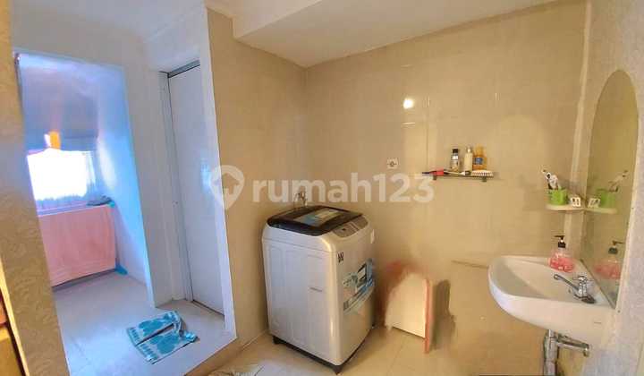 Apartemen Hook Unit Kelapa Gading - Full Furnish, View Pool & City, Tower B 2