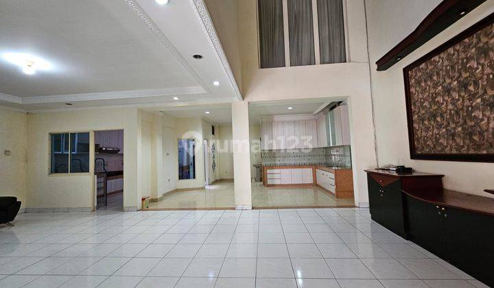 Dijual disewakan Rumah Bagus di Taman Modern Jakarta Timur  2