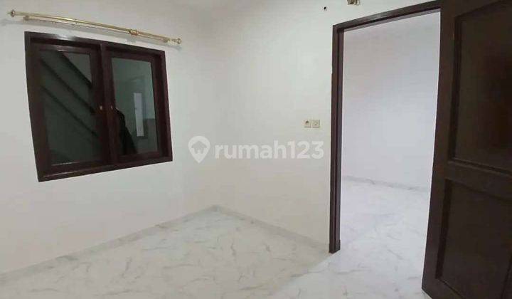 Dijual Disewakan Rumah Bagus di Perumahan Greenvile Jakarta Barat 2