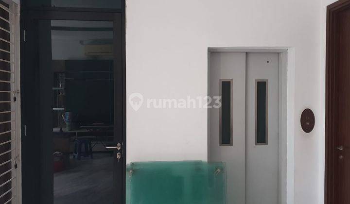 Dijual Cepat Rumah 4 Lantai di Springhill Residence Kemayoran 2