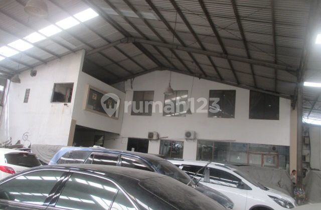 Dijual Bengkel Body Repair di Cempaka Putih Jakarta Pusat 2