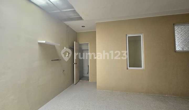 For Sale Nice House in South Thames JGC Cluster in Cakung - East Jakarta 2