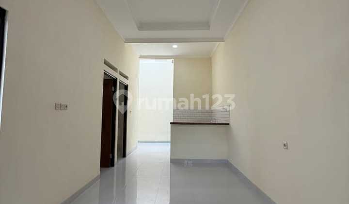 Rumah Bagus Bagunan Baru Renovasi di Harapan Indah Bekasi - Minimalis Siap Huni 2