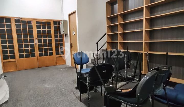 Gudang Strategis di Daan Mogot Tangerang - Dekat Pintu Tol