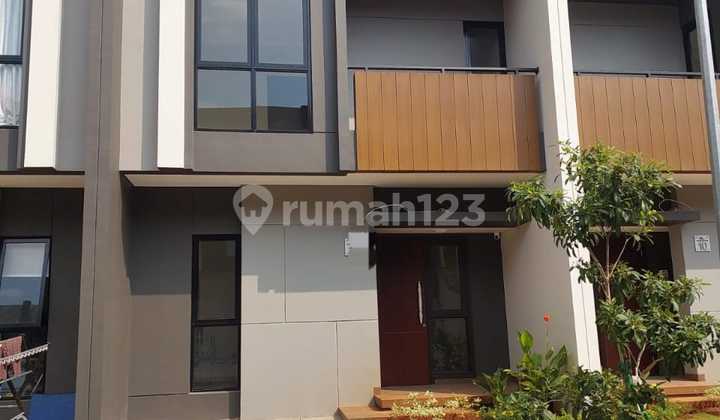 Rumah Brand New Dan Bebas Banjir di Summarecon Crown Gading, Bekasi Rumah Brand New Dan Bebas Banjir di Summarecon Crown Gading, Bekasi