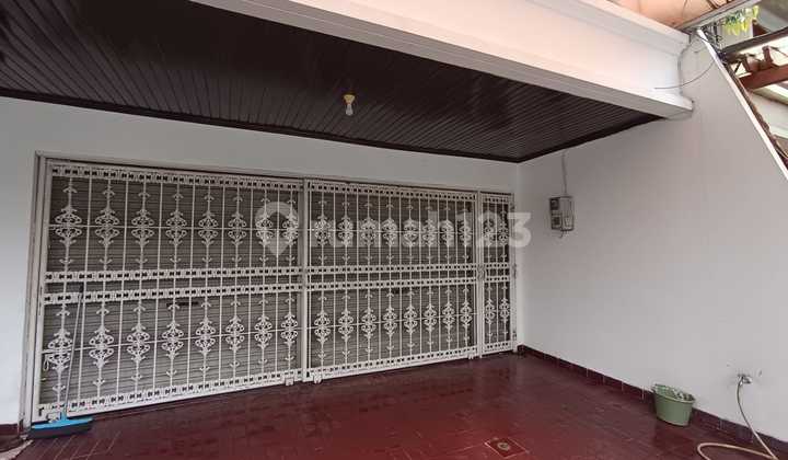 For Sale: Strategically Located House Near Kelapa Gading Mall in Kelapa Gading Permai