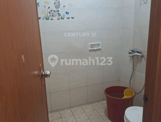 Nice and Comfortable House in Metland Menteng, East Jakarta