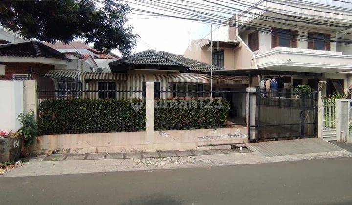 Rumah Siap Huni Di Taman Kedoya Baru Jakarta Barat  1