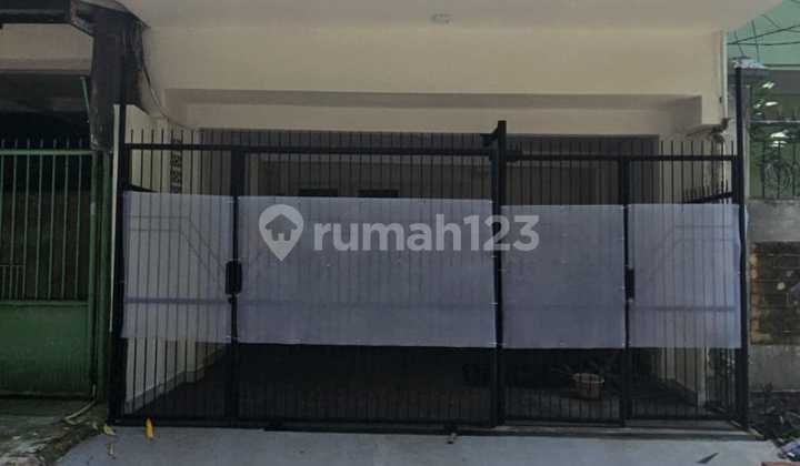 Rumah 2 Lantai Renovasi Baru Dekat Sunter Mall Jakarta Utara - Siap Huni!