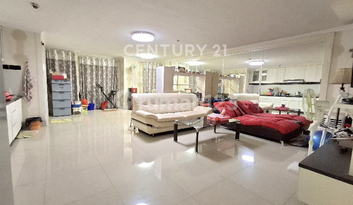 Kelapa Gading Fully Furnished Corner Unit Apartment with City View Kelapa Gading Fully Furnished Corner Unit Apartment with City View