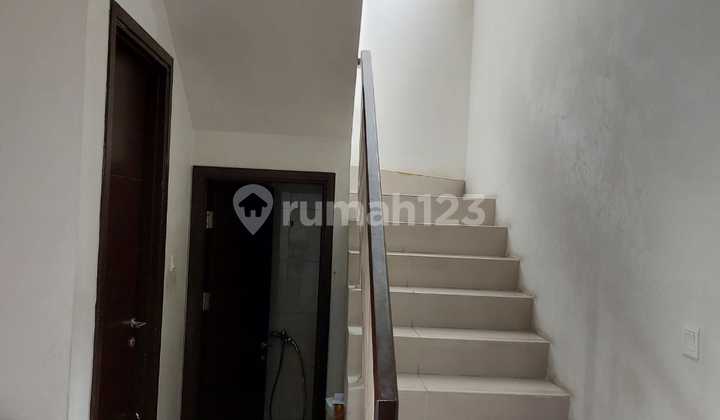 Dijual Rumah Modern Minimalis Siap Huni di Cluster Mississippi JGC Jakarta Timur 2