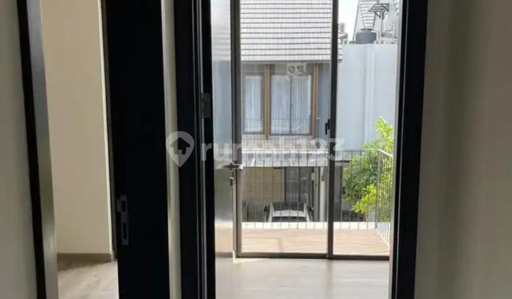 Dijual Rumah Siap Huni 2 Lantai di Cluster Wisteria Kappel Meltand, Cakung, Jakarta Timur Dijual Rumah Siap Huni 2 Lantai di Cluster Wisteria Kappel Meltand, Cakung, Jakarta Timur