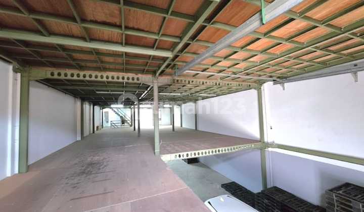 2 Warehouses with 3 Floors and Freight Elevator in Green Sedayu Bizpark, East Jakarta - Near Toll Gate Entrance