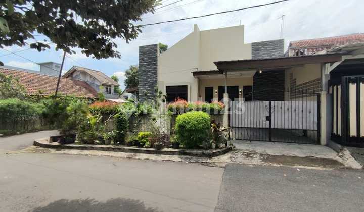 Rumah Nyaman 1 Lantai di Nirwana Estate Cikaret - Hook Strategis, Lingkungan Tenang! Rumah Nyaman 1 Lantai di Nirwana Estate Cikaret - Hook Strategis, Lingkungan Tenang!