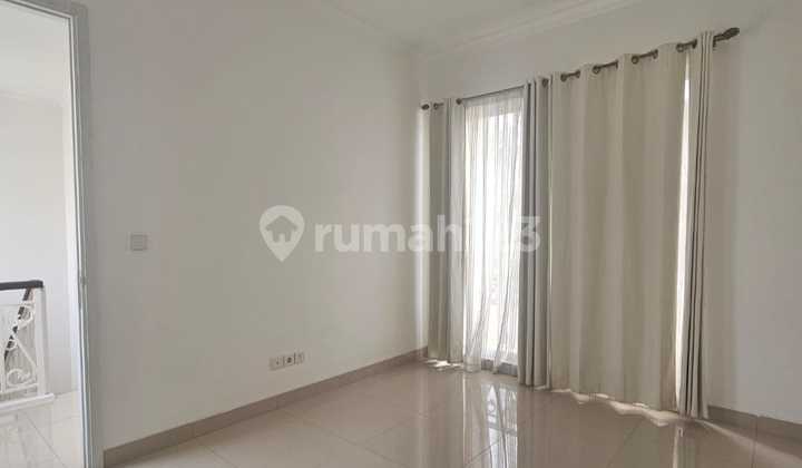 For Rent Nice House in South Thames Cluster JGC in Cakung - East Jakarta 2