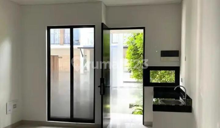 Dijual Rumah Strategis di cluster Wisteria Keppel Metland Cakung Dijual Rumah Strategis di cluster Wisteria Keppel Metland Cakung