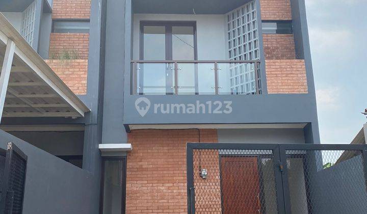Rumah 2 Lantai Siap Huni Harga Terjangkau 10 Menit Ke Tol Cijago 1