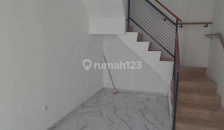 Rumah 2 Lantai Minimalis Modern Terdekat 5 Menit Ke Gdc 6