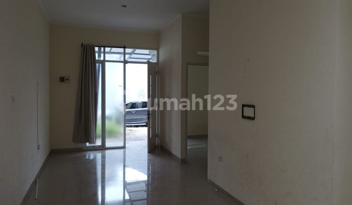 Ready-to-Occupy House in a Complex in Bojongsoang, Buahbatu, Bandung City Ready-to-Occupy House in a Complex in Bojongsoang, Buahbatu, Bandung City