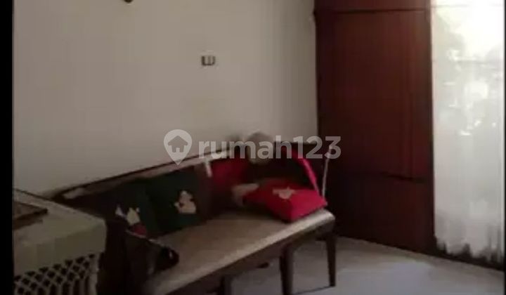 PAJAJARAN, RUMAH LAMA TERAWAT SIAP HUNI DI KOTA BANDUNG