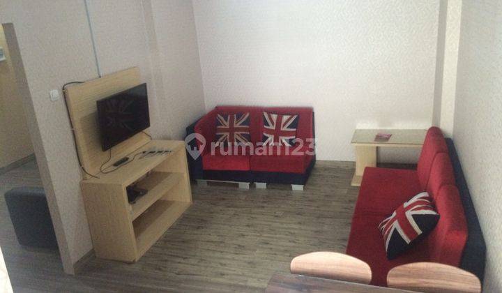 Tipe 3br Fully Furnished View Kolam Renang. Unit Apartemen Gateway Ahmad Yani, Cicadas, Kota Bandung
