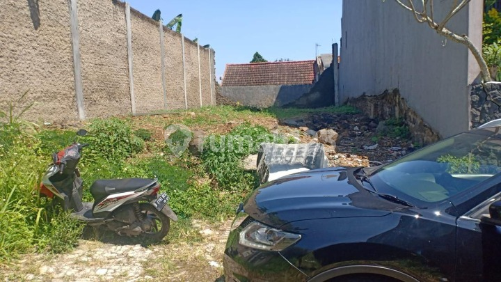 Cheap!!! Ready-to-Build Land in an Elite Location in Setra Duta Complex, Pasteur, North Bandung