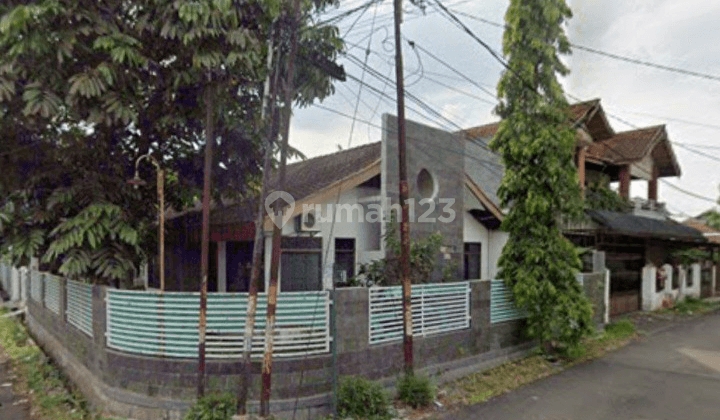 Suryalaya, Buah Batu. Rumah Posisi Hoek Di Kota Bandung 2