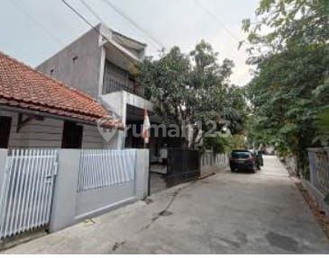 Under Bank Appraisal, 2-Story Ready-to-Occupy House in Margahayu Metro Complex, Soetta, Ciwastra, Near Buahbatu Toll Road, Bandung City. 2