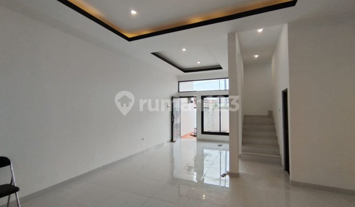 Rumah Baru Bagus 2 Lantai di Komp. Kopo Permai, Kopo, Bandung