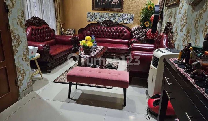 KOMP. PARAHYANGAN RUMAH VILLA, GEGER KALONG. RUMAH LUX ASRI DI KOTA BANDUNG