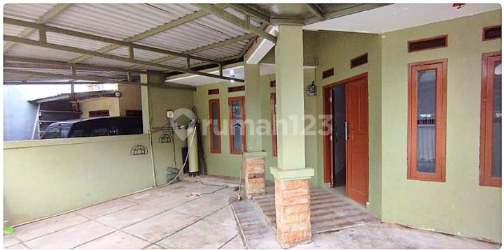 Cisaranten, Arcamanik. Ready-to-Occupy House in Bandung City. 1