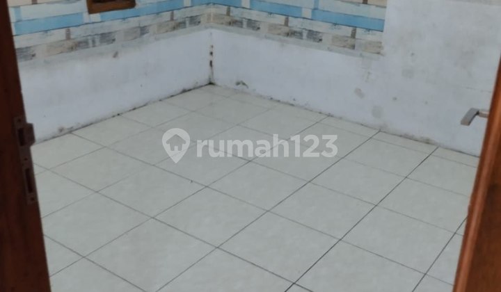 Cheap!!! 1.5-Story House in Riung Bandung Complex, Soetta, Near Summarecon, Gedebage, Bandung City 2