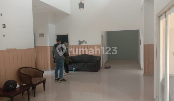 MARGAHAYU, METRO, SOETTA. RUMAH 2 LANTAI DESIGN MODERN DI KOTA BANDUNG 2