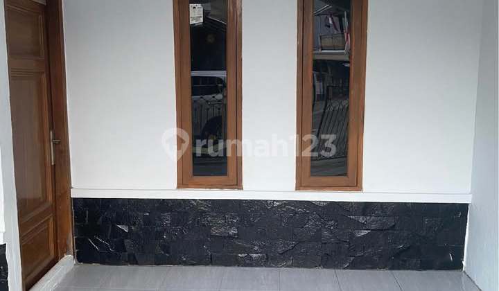 Cheap!!! Ready-to-Occupy House in Griya Cempaka Arum Gede Bage Complex, Near Summarecon, Toll Road, Bandung City 2