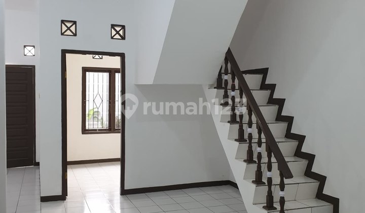 Murah!!! Rumah Bagus 2 Lantai Siap Huni di Komp. Pondok Bunga Sariwangi, Gegerkalong, Dkt Setiabudi Bandung 2