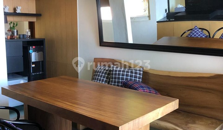 Ligar, Cigadung. Modern 3-Storey House with Cool View in Bandung City 2